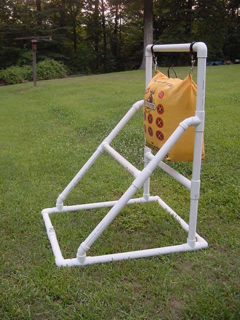 DIY Bow stand